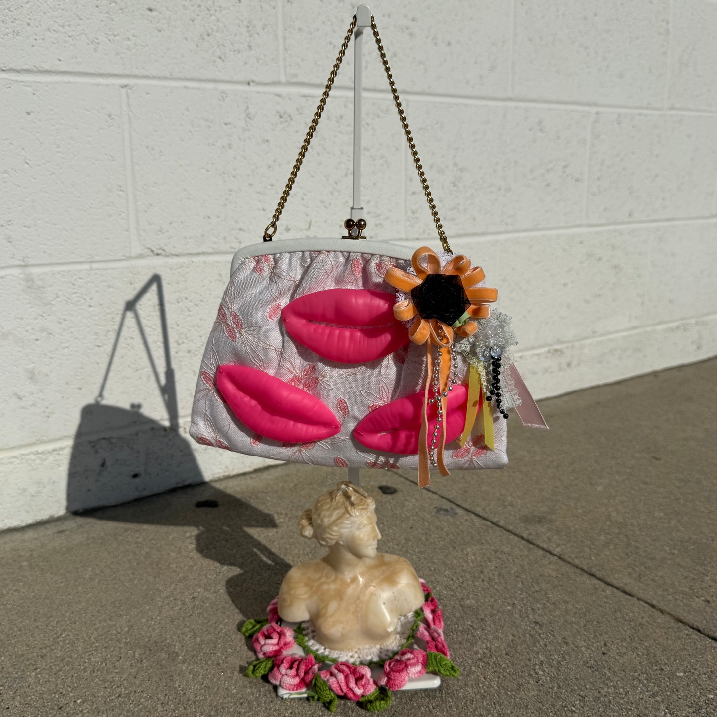 The Three Lips Purse