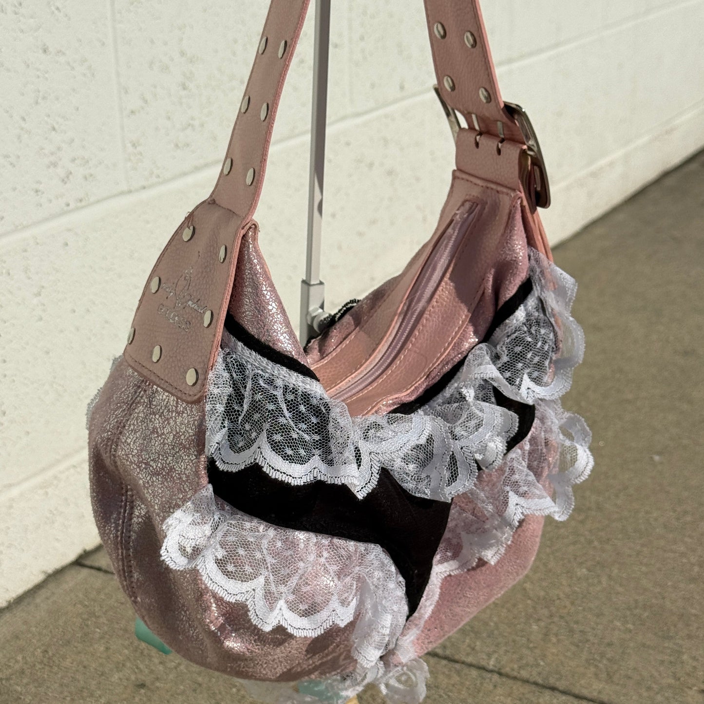 G-String Bag in Baby Phat Corsage