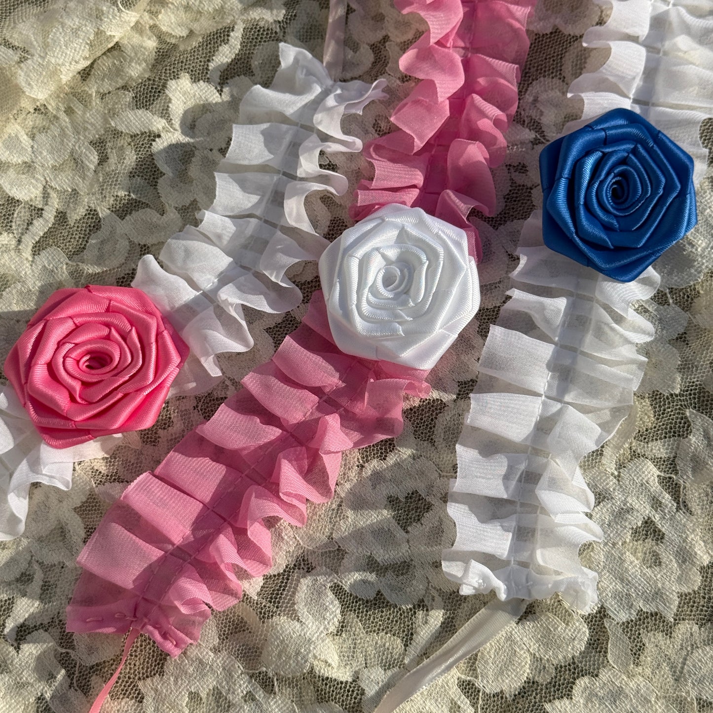 Le Spark Choker! in Pearl Kiss